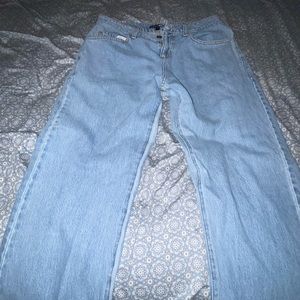Low Rider Slouch Fit jeans- Light Blue wash